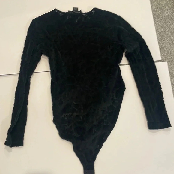 Linda Allard Ellen Tracy size 12 crushed velvet and sheer bodysuit - Picture 5 of 6